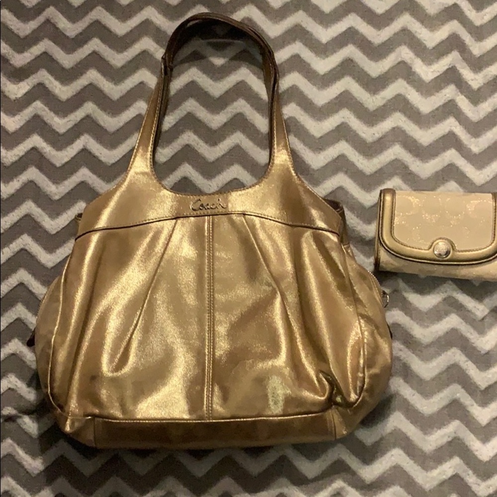 Coach oversized purse with wallet